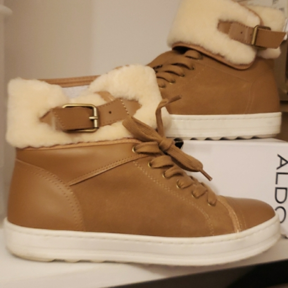 Aldo size 7.5 sneakers boots